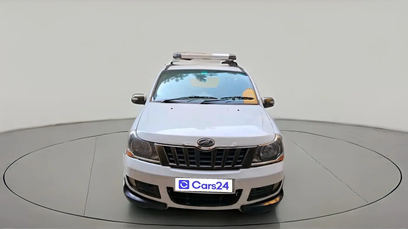 2012 Mahindra Xylo E8 ABS AIRBAG BS-III, Diesel, Manual, 95,035 km, exterior