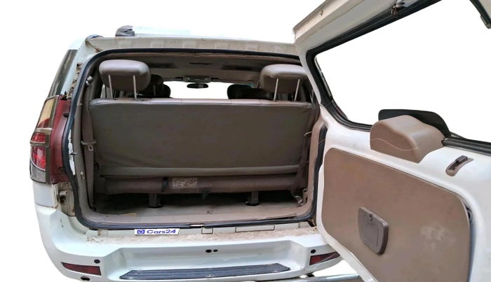 2012 Mahindra Xylo E8 ABS AIRBAG BS-III, Diesel, Manual, 95,035 km, exterior