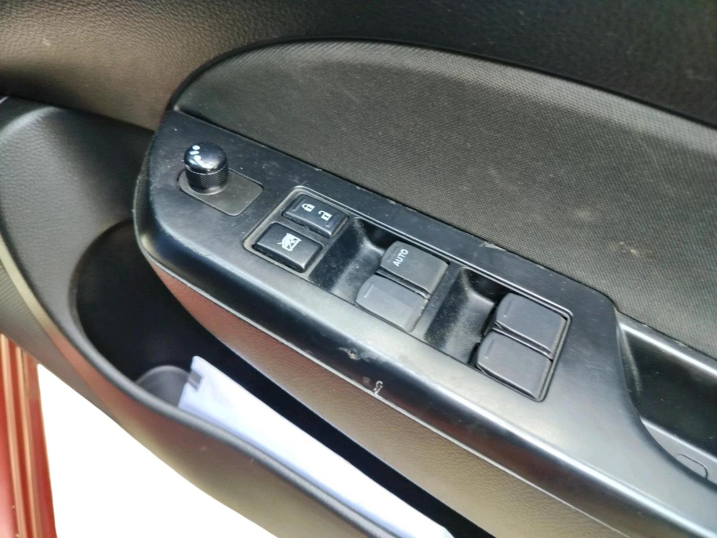 2012 Maruti Swift ZXI, Petrol, Manual, 55,346 km, interior