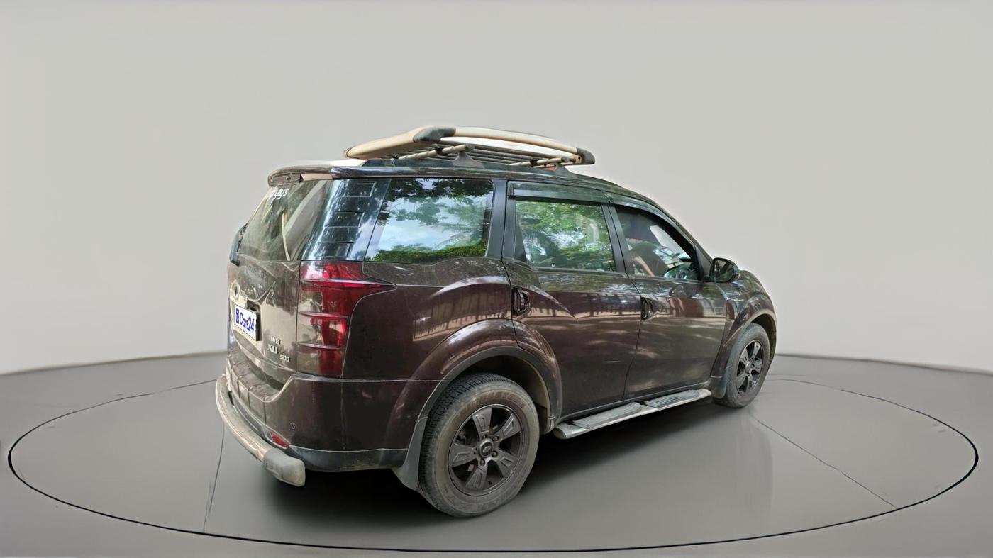 2013 Mahindra XUV500 W8, Diesel, Manual, 1,48,902 km, exterior