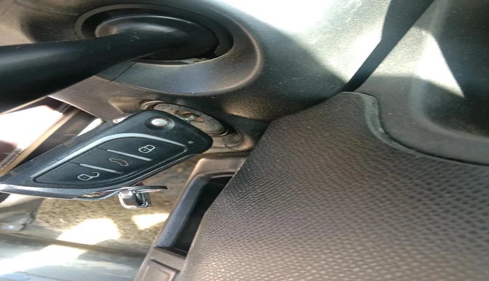 2013 Maruti Wagon R Stingray VXI, Petrol, Manual, 87,168 km, interior