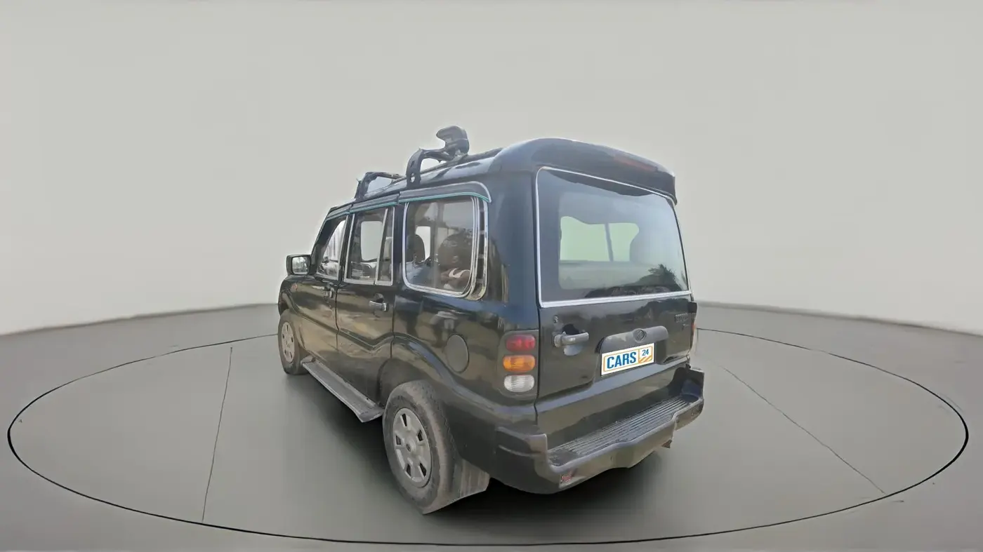 2005 Mahindra Scorpio 2.6 SLX CRDE, Diesel, Manual, 2,52,894 km, exterior