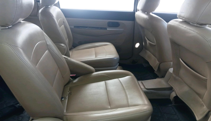 2013 Chevrolet Enjoy 1.4 LTZ 7 STR, Petrol, Manual, 39,851 km, interior
