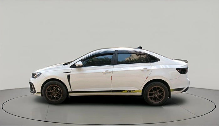 2023 Volkswagen VIRTUS COMFORTLINE TSI 1.0 MT, Petrol, Manual, 11,088 km, exterior