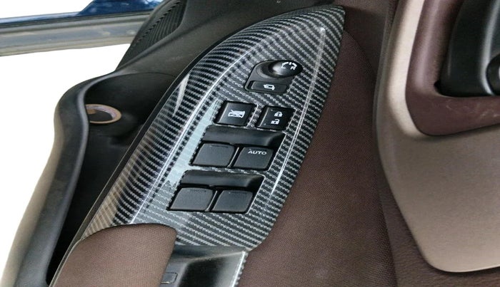 2023 Maruti FRONX DELTA PLUS 1.2L AGS, Petrol, Automatic, 37,878 km, interior