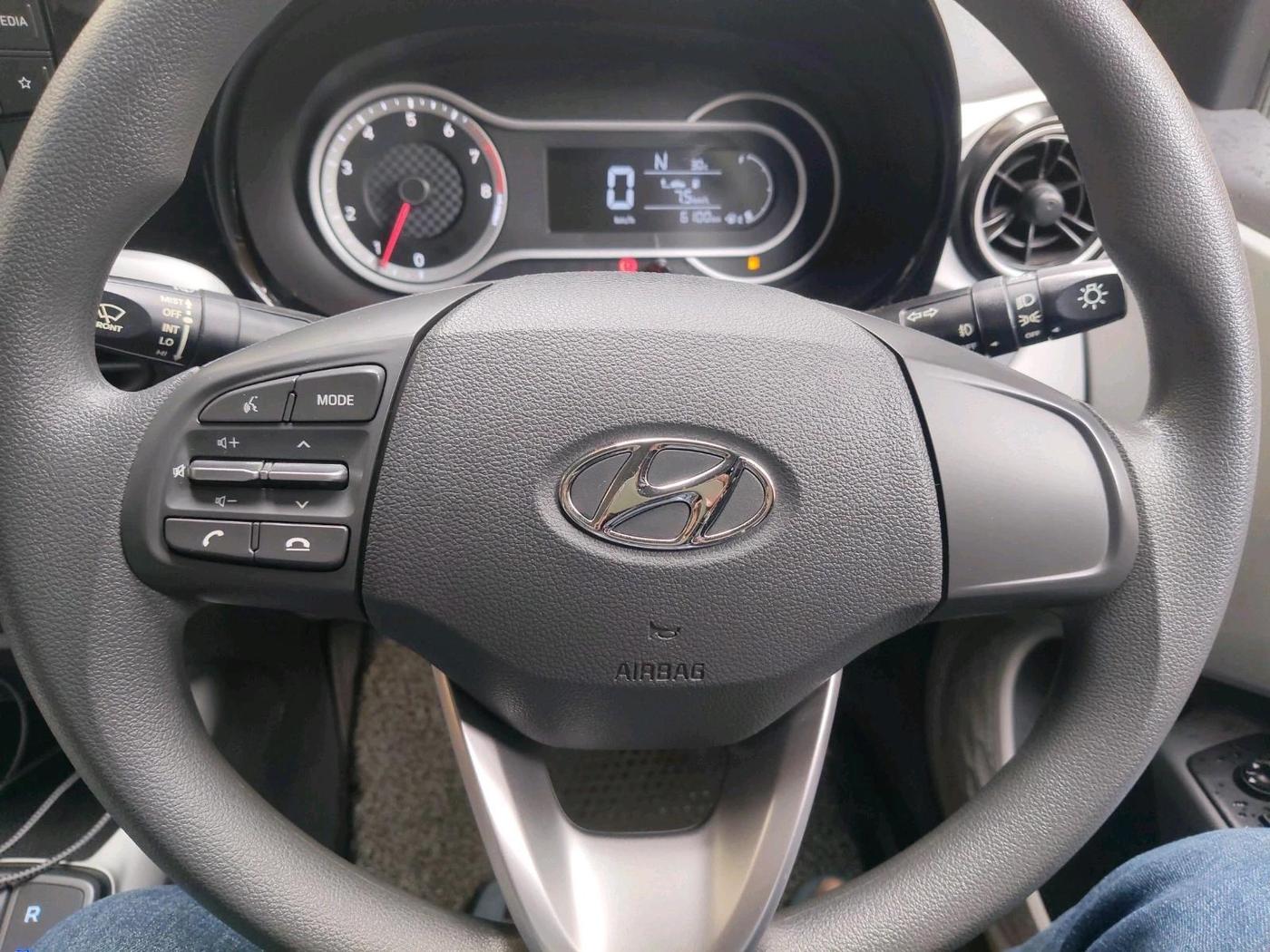 2021 Hyundai GRAND I10 NIOS SPORTZ AMT 1.2 KAPPA VTVT, Petrol, Automatic, 6,100 km, interior