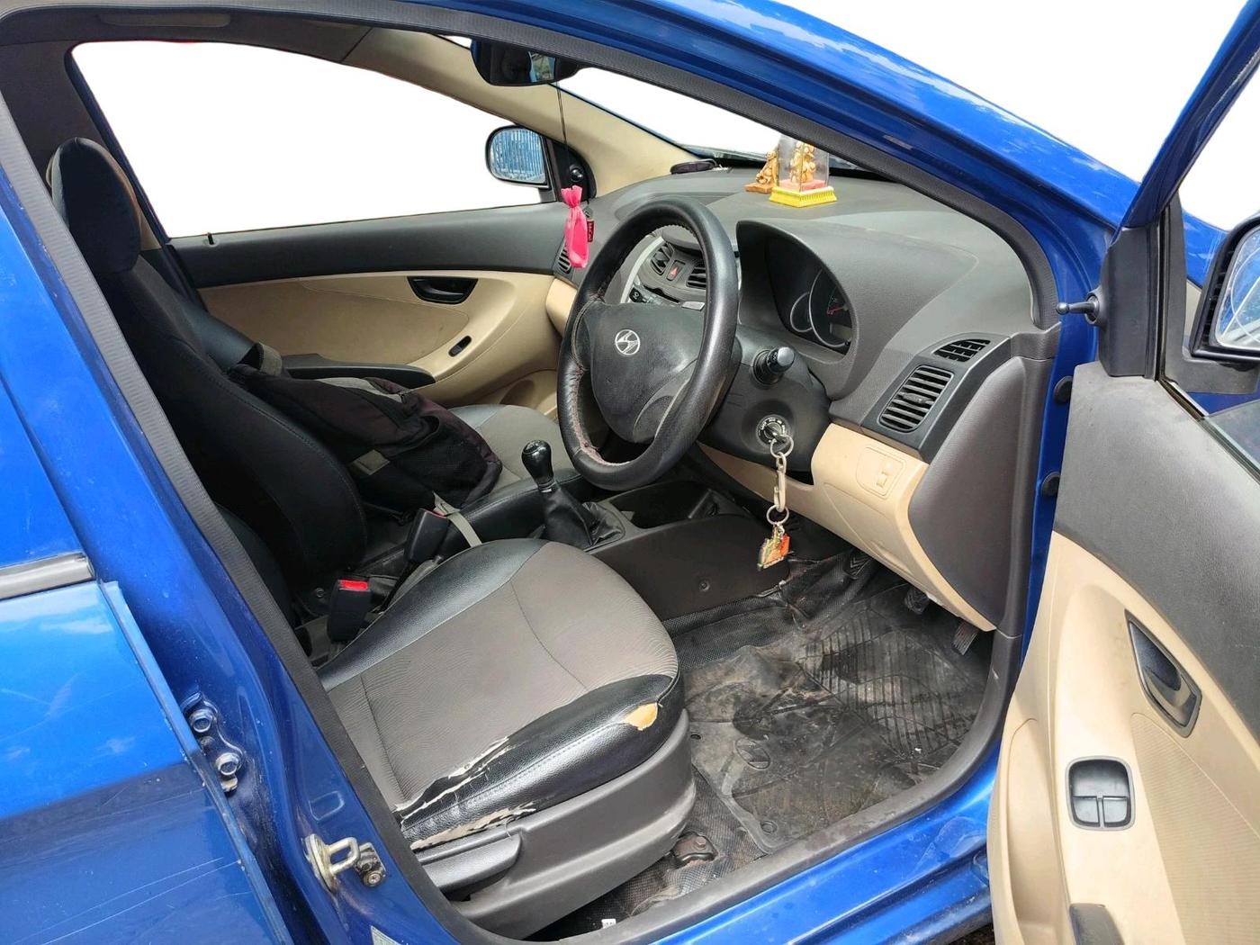 2012 Hyundai Eon MAGNA +, Petrol, Manual, 73,430 km, interior