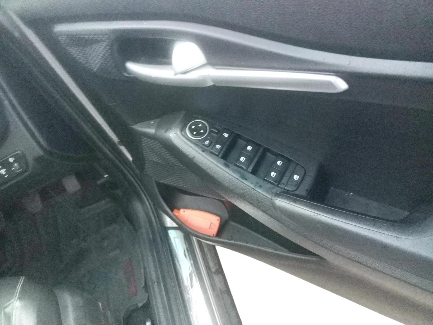 2020 KIA SELTOS HTK PLUS 1.5, Petrol, Manual, 23,488 km, interior