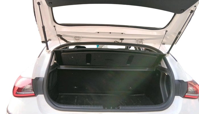 2021 Hyundai NEW I20 ASTA 1.2 AT, Petrol, Automatic, 20,836 km, exterior