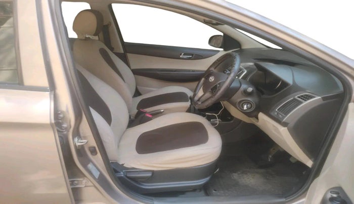 2013 Hyundai i20 SPORTZ 1.2, Petrol, Manual, 51,897 km, interior