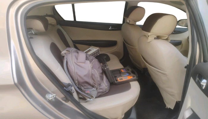 2013 Hyundai i20 SPORTZ 1.2, Petrol, Manual, 51,897 km, interior