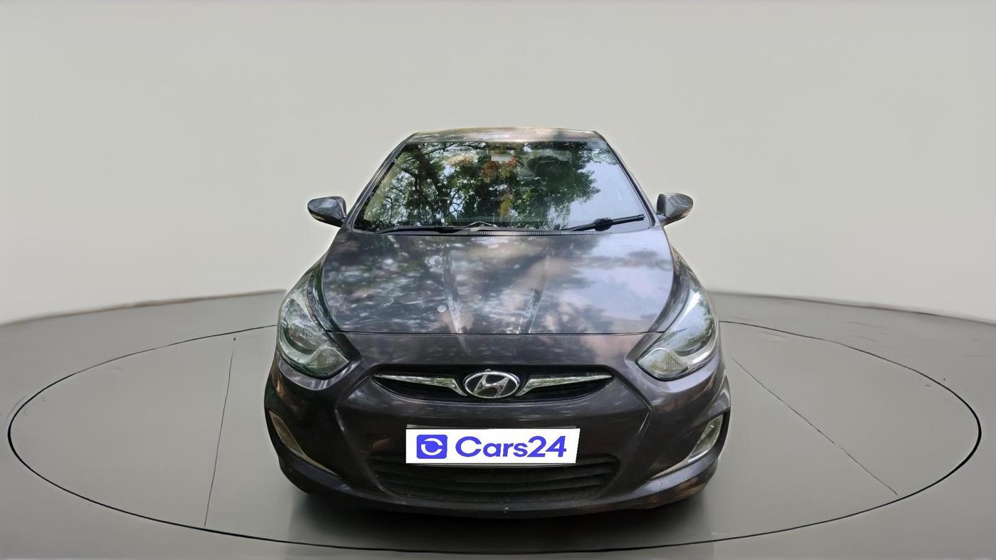 2011 Hyundai Verna FLUIDIC 1.6 CRDI SX, Diesel, Manual, 86,652 km, exterior