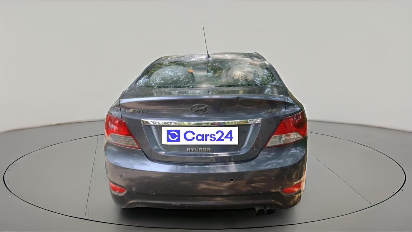 2011 Hyundai Verna FLUIDIC 1.6 CRDI SX, Diesel, Manual, 86,652 km, exterior