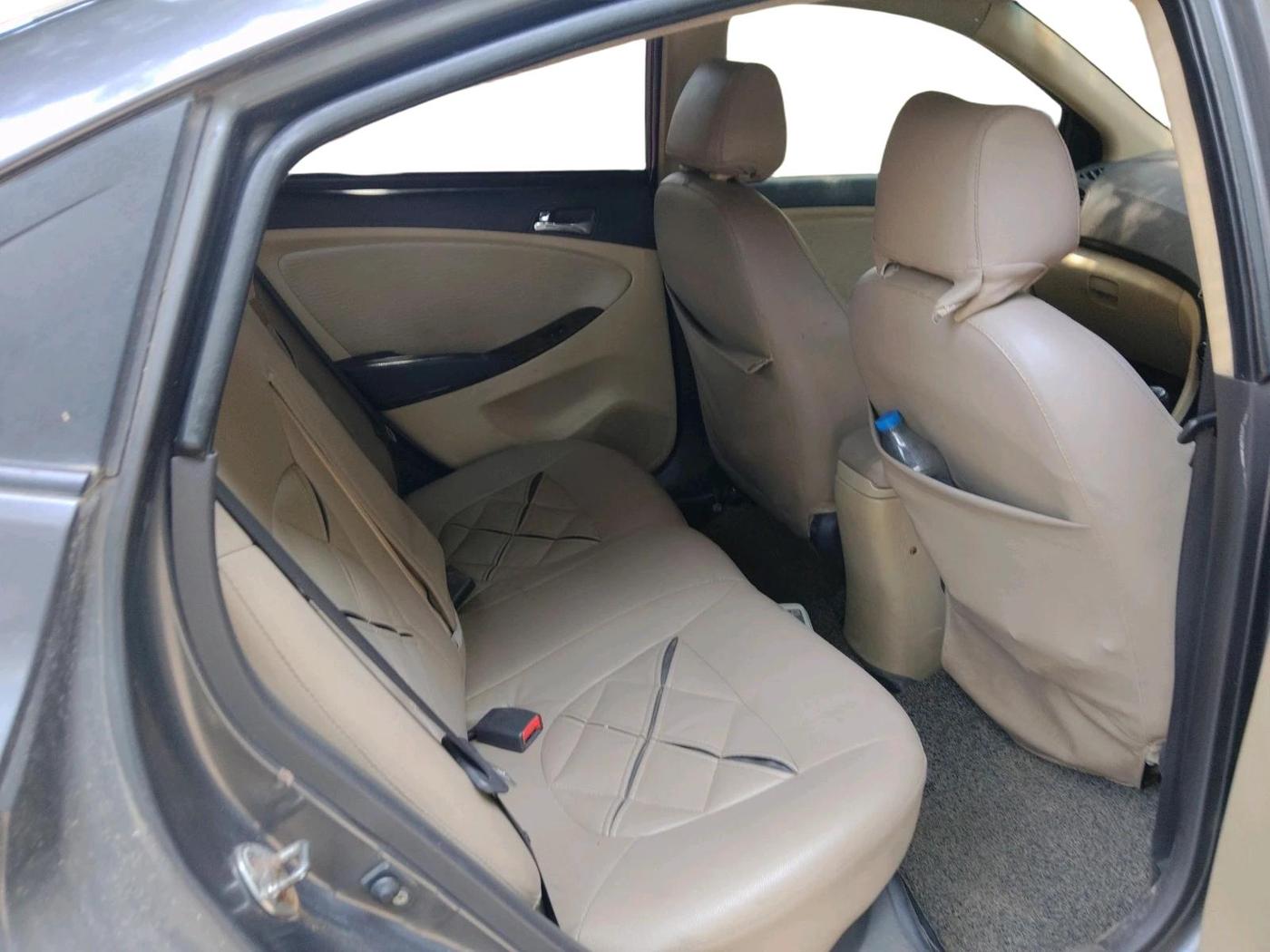 2011 Hyundai Verna FLUIDIC 1.6 CRDI SX, Diesel, Manual, 86,652 km, interior