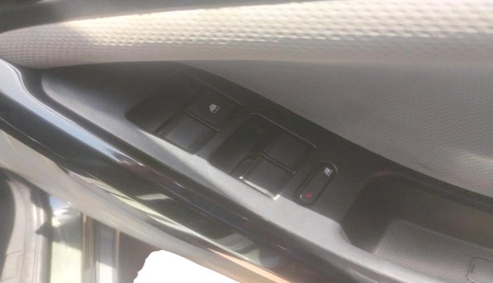 2021 Tata NEXON XZ PLUS DIESEL SUNROOF, Diesel, Manual, 25,145 km, interior