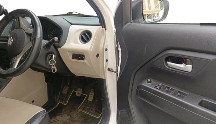 2022 Maruti New Wagon-R VXI (O) 1.2, Petrol, Manual, 31,438 km, interior