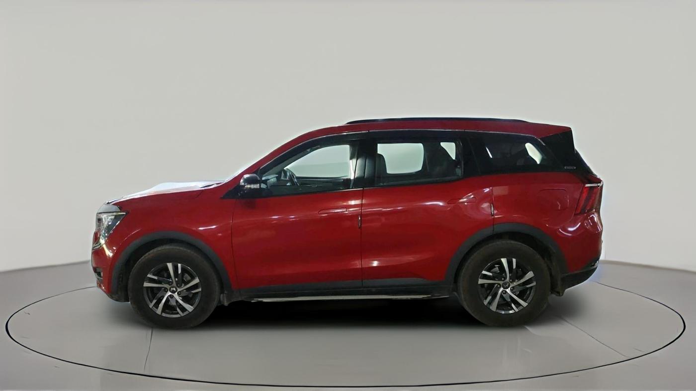 2023 Mahindra XUV700 AX 5 D AT 7 STR, Diesel, Automatic, 79,028 km, exterior