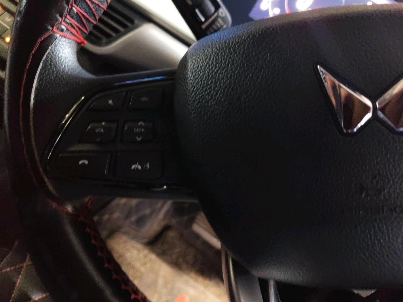 2023 Mahindra XUV700 AX 5 D AT 7 STR, Diesel, Automatic, 79,028 km, interior