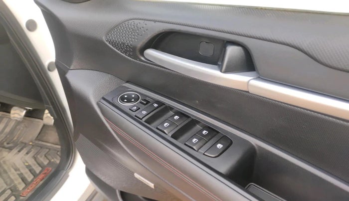 2020 KIA SONET GTX PLUS 1.5, Diesel, Manual, 51,105 km, interior