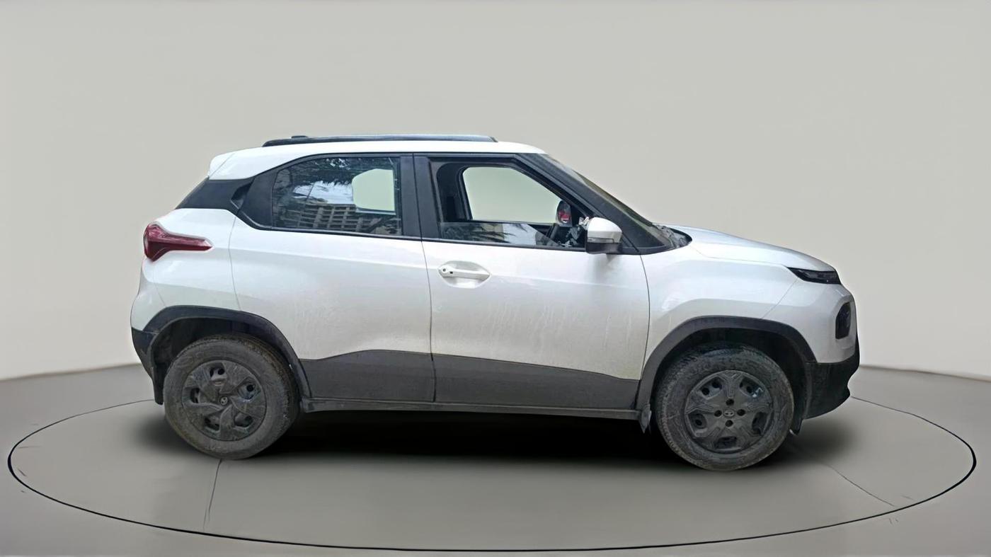 2025 Tata PUNCH Adventure Plus (S), Petrol, Manual, 15,896 km, exterior