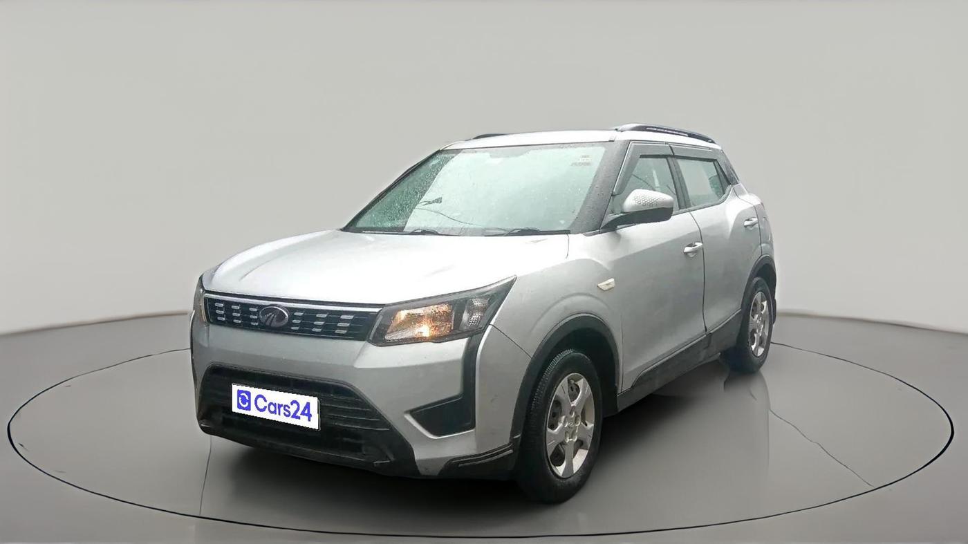 2019 Mahindra XUV300 W6 1.2 PETROL, Petrol, Manual, 47,128 km, exterior