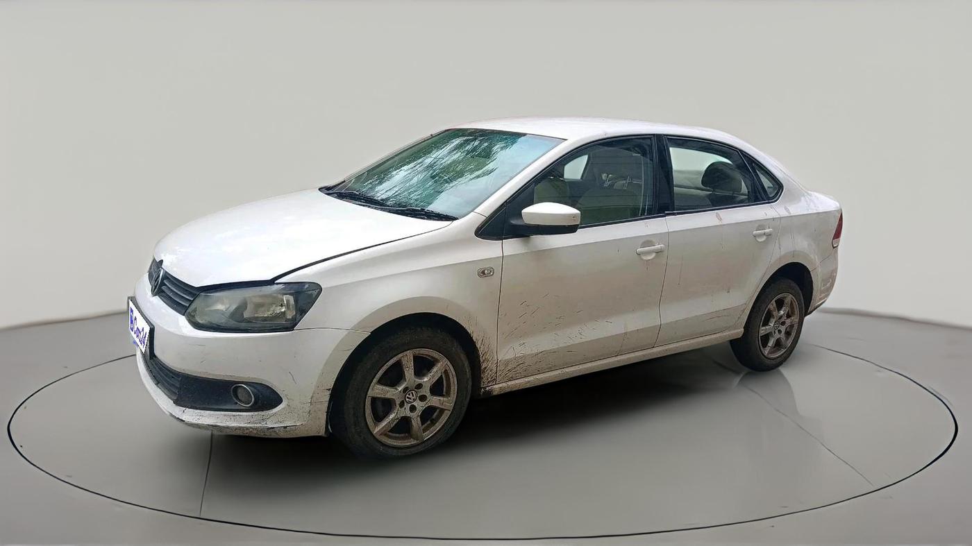 2013 Volkswagen Vento HIGHLINE 1.6 MPI, Petrol, Manual, 62,983 km, exterior