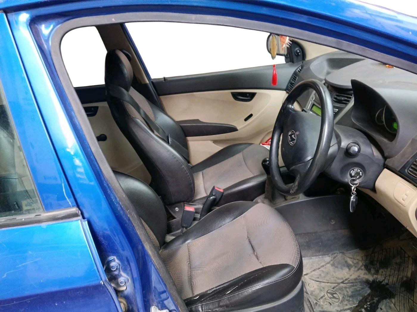 2014 Hyundai Eon MAGNA +, Petrol, Manual, 1,08,003 km, interior