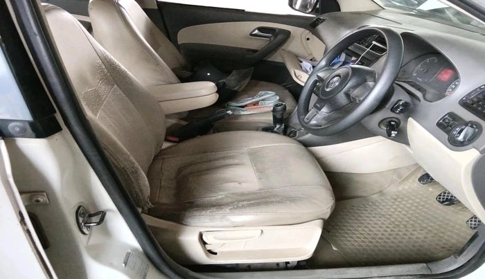 2011 Volkswagen Vento HIGHLINE DIESEL 1.6, Diesel, Manual, 1,28,406 km, interior