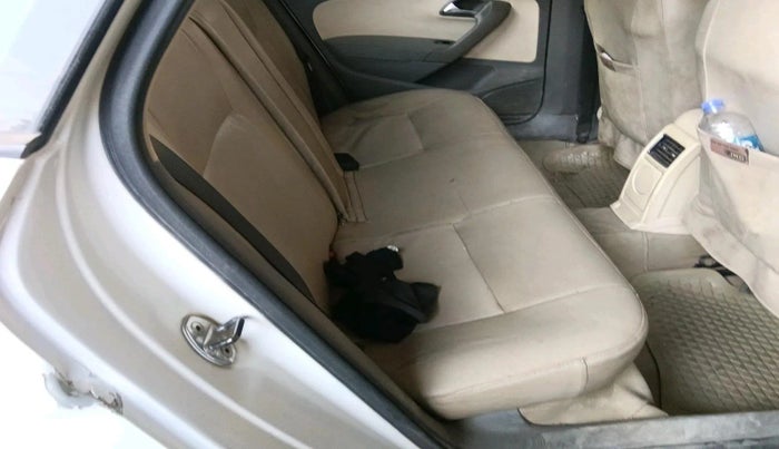 2011 Volkswagen Vento HIGHLINE DIESEL 1.6, Diesel, Manual, 1,28,406 km, interior