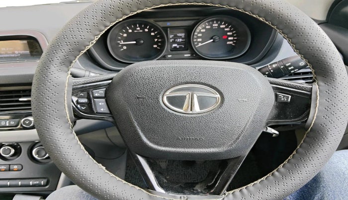 2018 Tata NEXON XM PETROL, Petrol, Manual, 66,697 km, interior