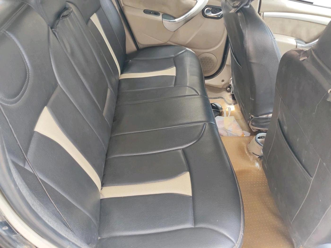 2013 Nissan Terrano XL (D), Diesel, Manual, 88,783 km, interior