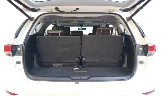 2017 Toyota Fortuner 2.8 4X2 AT, Diesel, Automatic, 1,13,046 km, exterior