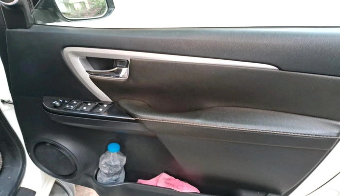 2017 Toyota Fortuner 2.8 4X2 AT, Diesel, Automatic, 1,13,046 km, interior