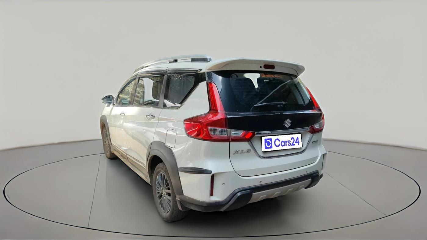 2022 Maruti XL6 ALPHA AT, Petrol, Automatic, 1,00,577 km, exterior
