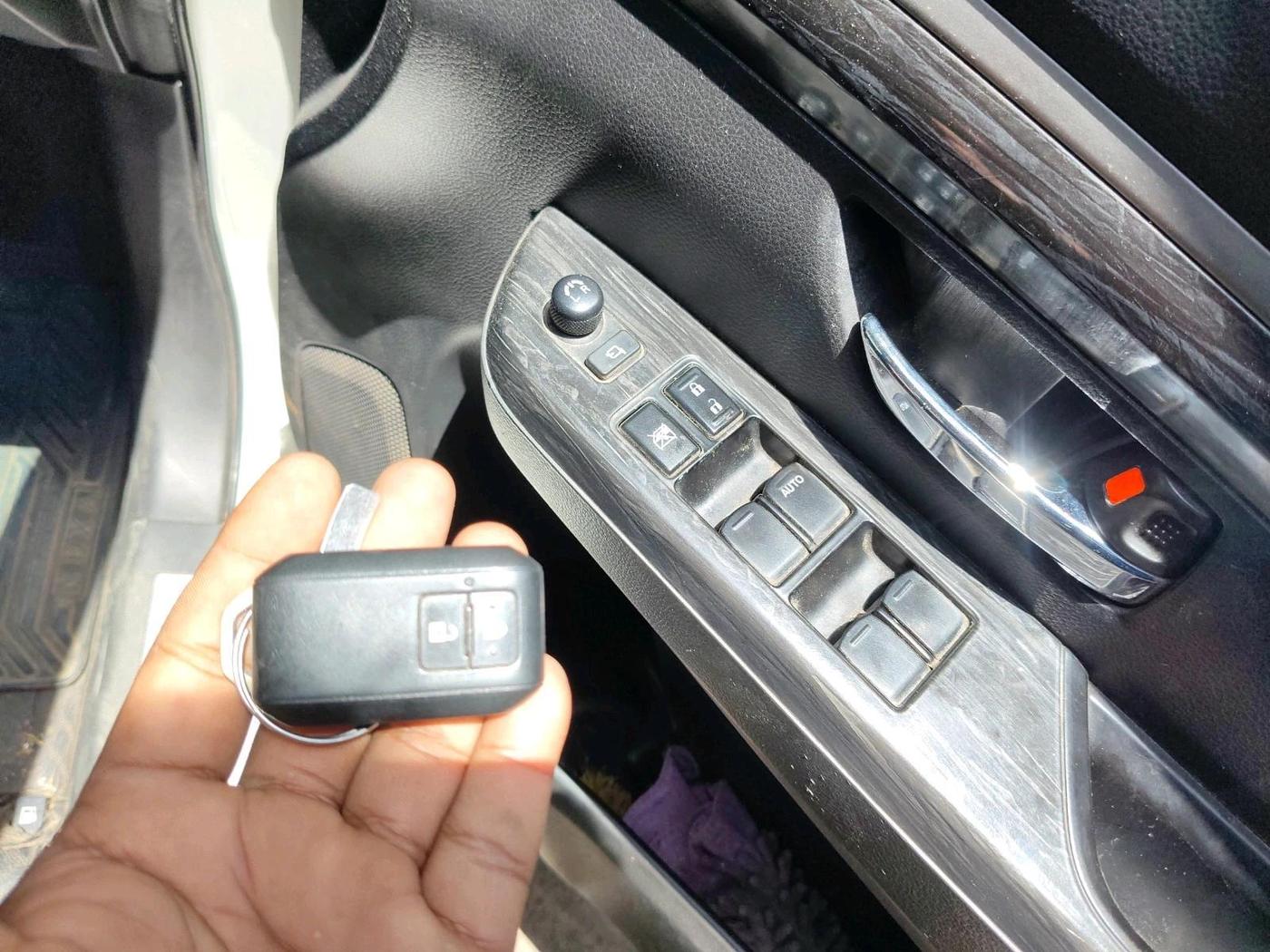 2022 Maruti XL6 ALPHA AT, Petrol, Automatic, 1,00,577 km, interior