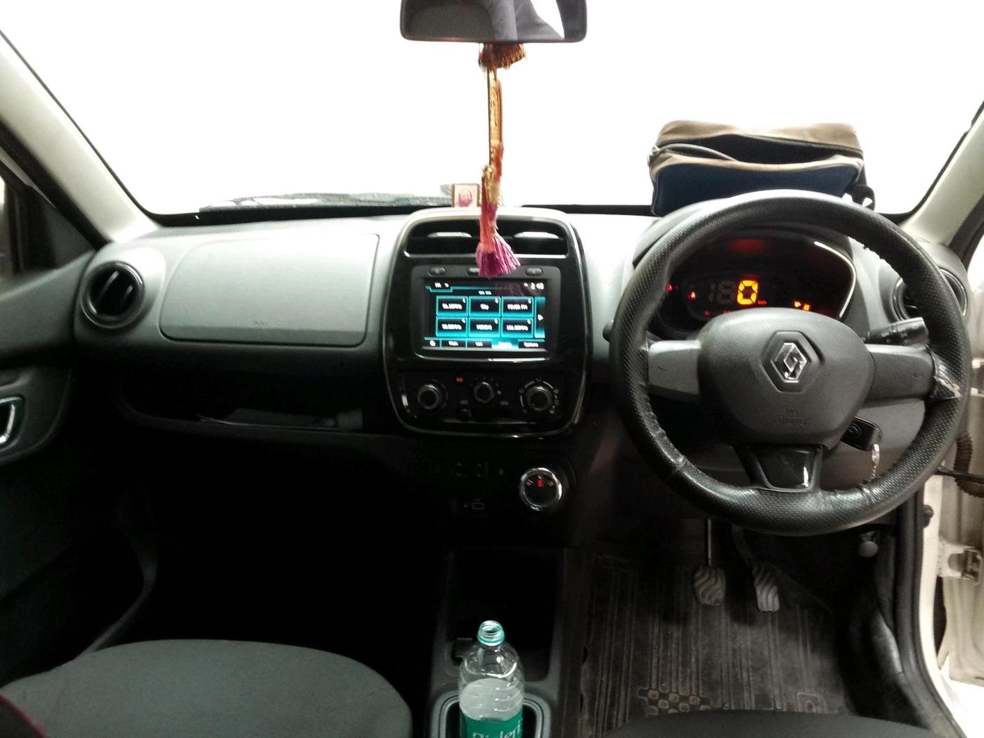 2019 Renault Kwid RXT 1.0 AMT (O), Petrol, Automatic, 29,970 km, interior
