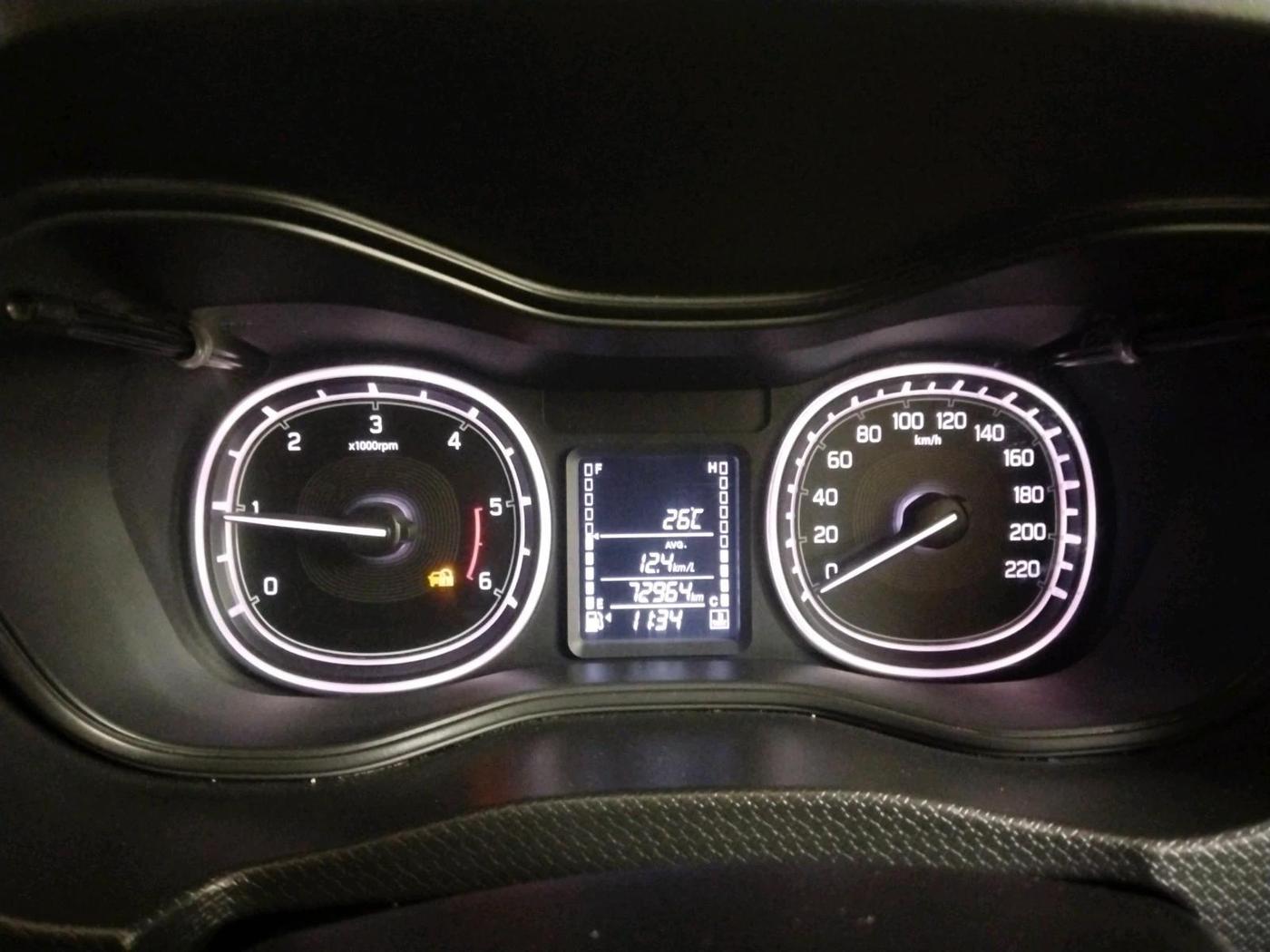 2017 Maruti Vitara Brezza ZDI PLUS, Diesel, Manual, 72,964 km, interior