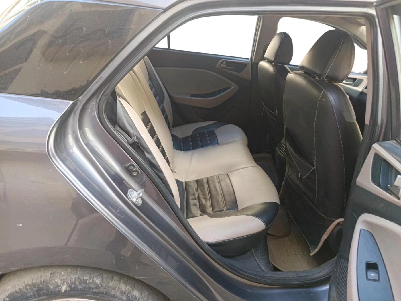 2016 Hyundai Elite i20 ASTA 1.2 (O), Petrol, Manual, 65,209 km, interior