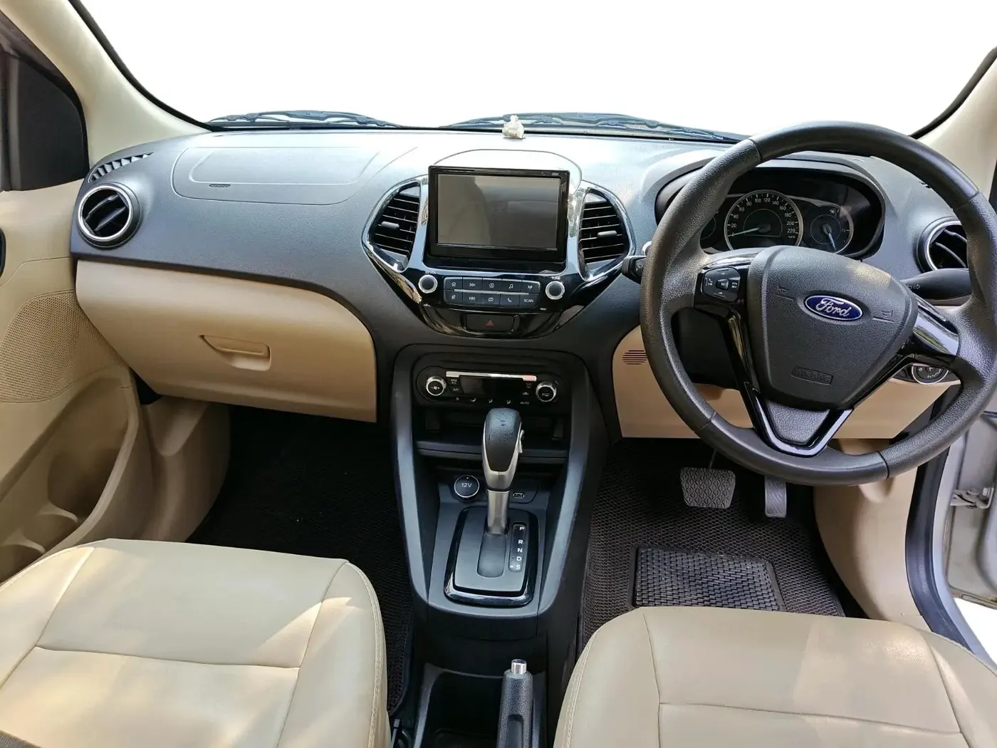 2019 Ford Figo Aspire TITANIUM 1.5 PETROL AT, Petrol, Automatic, 28,932 km, interior
