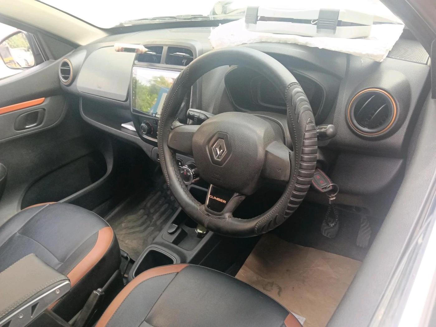 2017 Renault Kwid CLIMBER 1.0 AMT, Petrol, Automatic, 39,431 km, interior