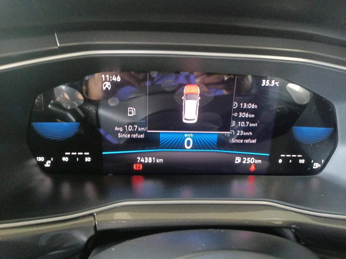 2023 Volkswagen TAIGUN TOPLINE 1.0 TSI MT, Petrol, Manual, 74,381 km, interior