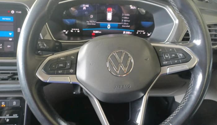 2023 Volkswagen TAIGUN TOPLINE 1.0 TSI MT, Petrol, Manual, 74,381 km, interior