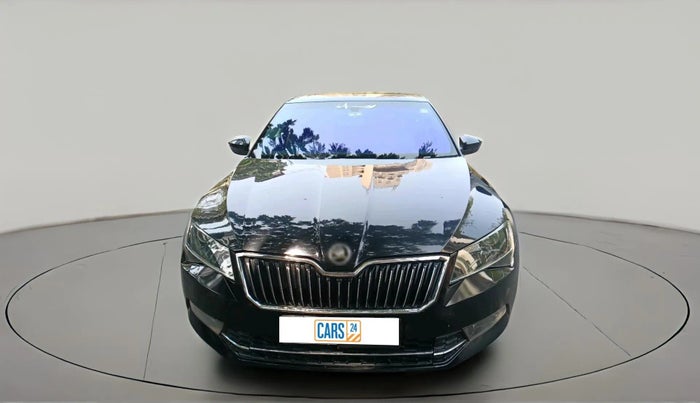 2016 Skoda Superb STYLE 1.8 TSI AT, Petrol, Automatic, 1,13,924 km, exterior