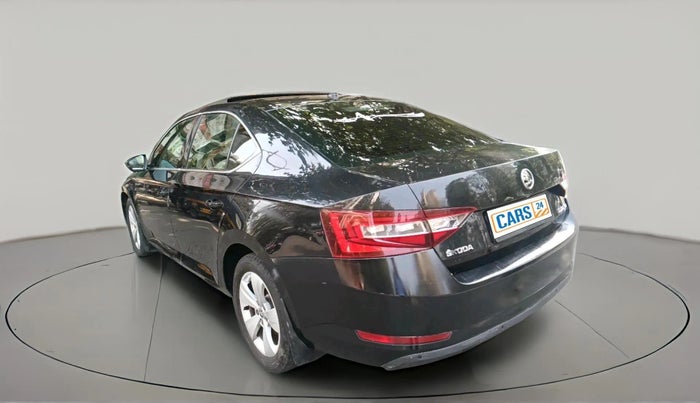 2016 Skoda Superb STYLE 1.8 TSI AT, Petrol, Automatic, 1,13,924 km, exterior