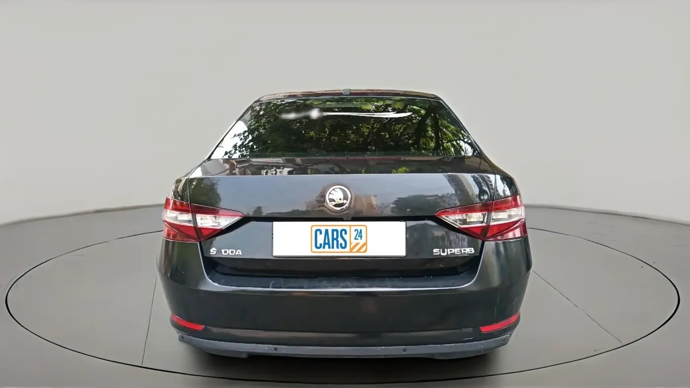 2016 Skoda Superb STYLE 1.8 TSI AT, Petrol, Automatic, 1,13,924 km, exterior