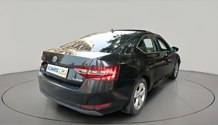 2016 Skoda Superb STYLE 1.8 TSI AT, Petrol, Automatic, 1,13,924 km, exterior