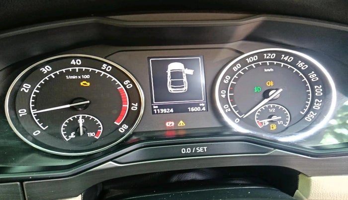 2016 Skoda Superb STYLE 1.8 TSI AT, Petrol, Automatic, 1,13,924 km, interior