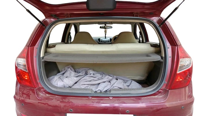 2014 Hyundai i10 SPORTZ 1.1, Petrol, Manual, 26,617 km, exterior