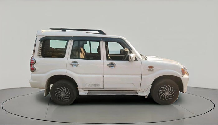 2011 Mahindra Scorpio EX M2DI, Diesel, Manual, 1,24,870 km, exterior