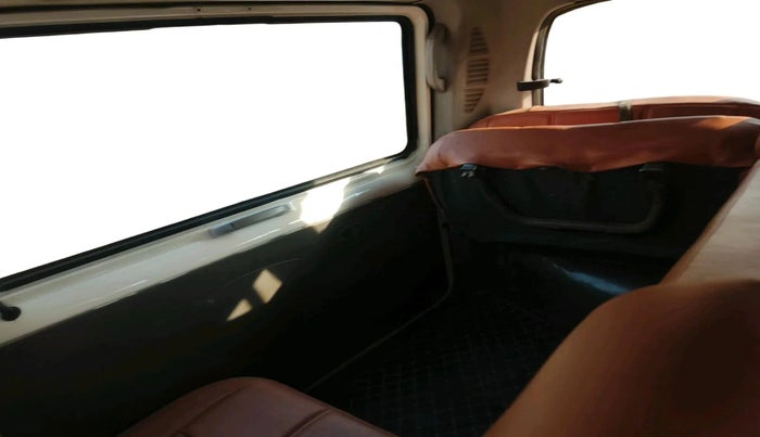 2011 Mahindra Scorpio EX M2DI, Diesel, Manual, 1,24,870 km, interior